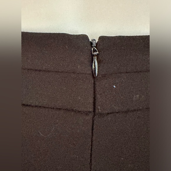 George Black Midi Skirt Closure Zipper In Back Fully Lined Liner Has Rip Sz 16 - Picture 5 of 11